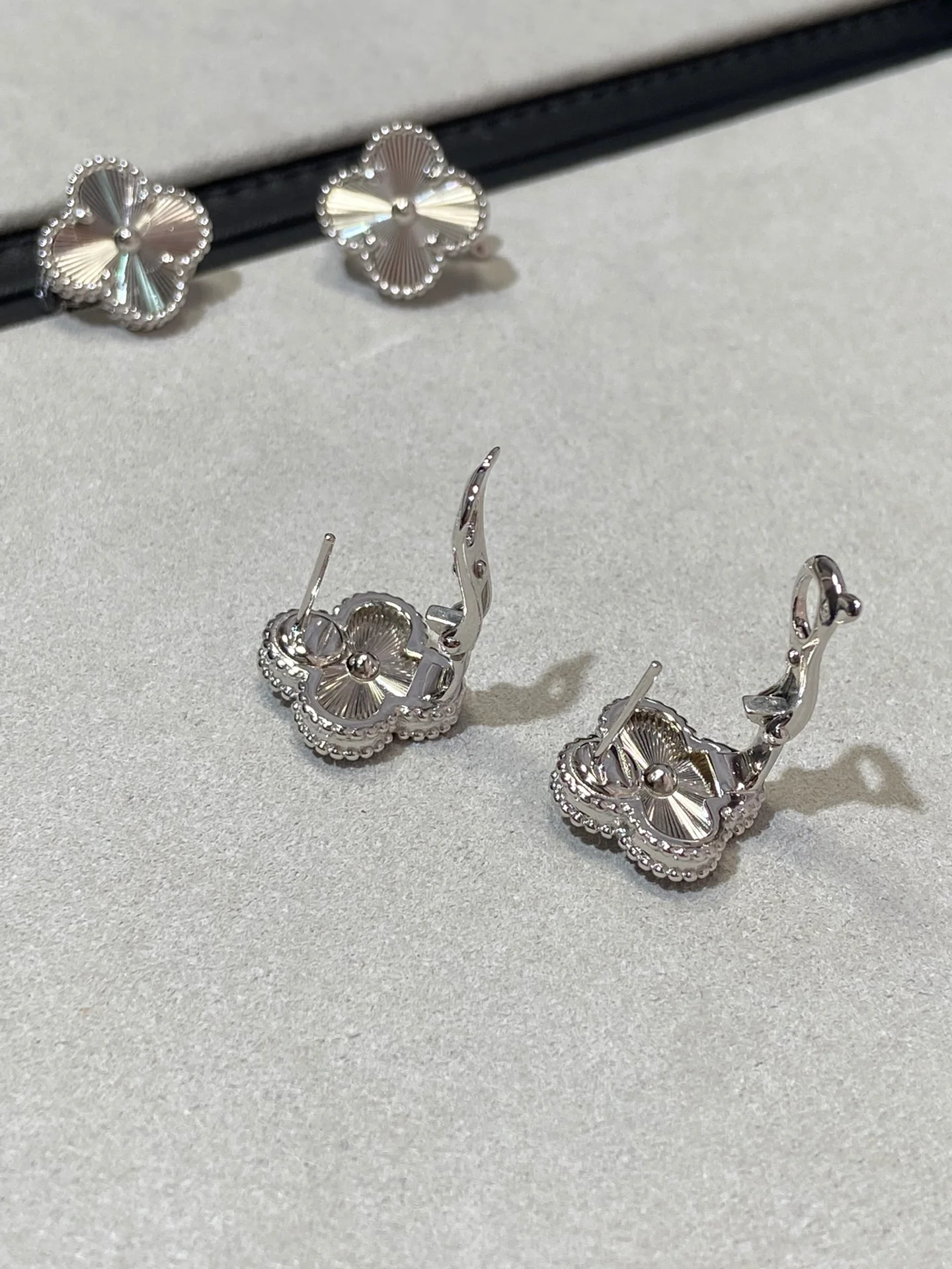 Серьги VCA 022