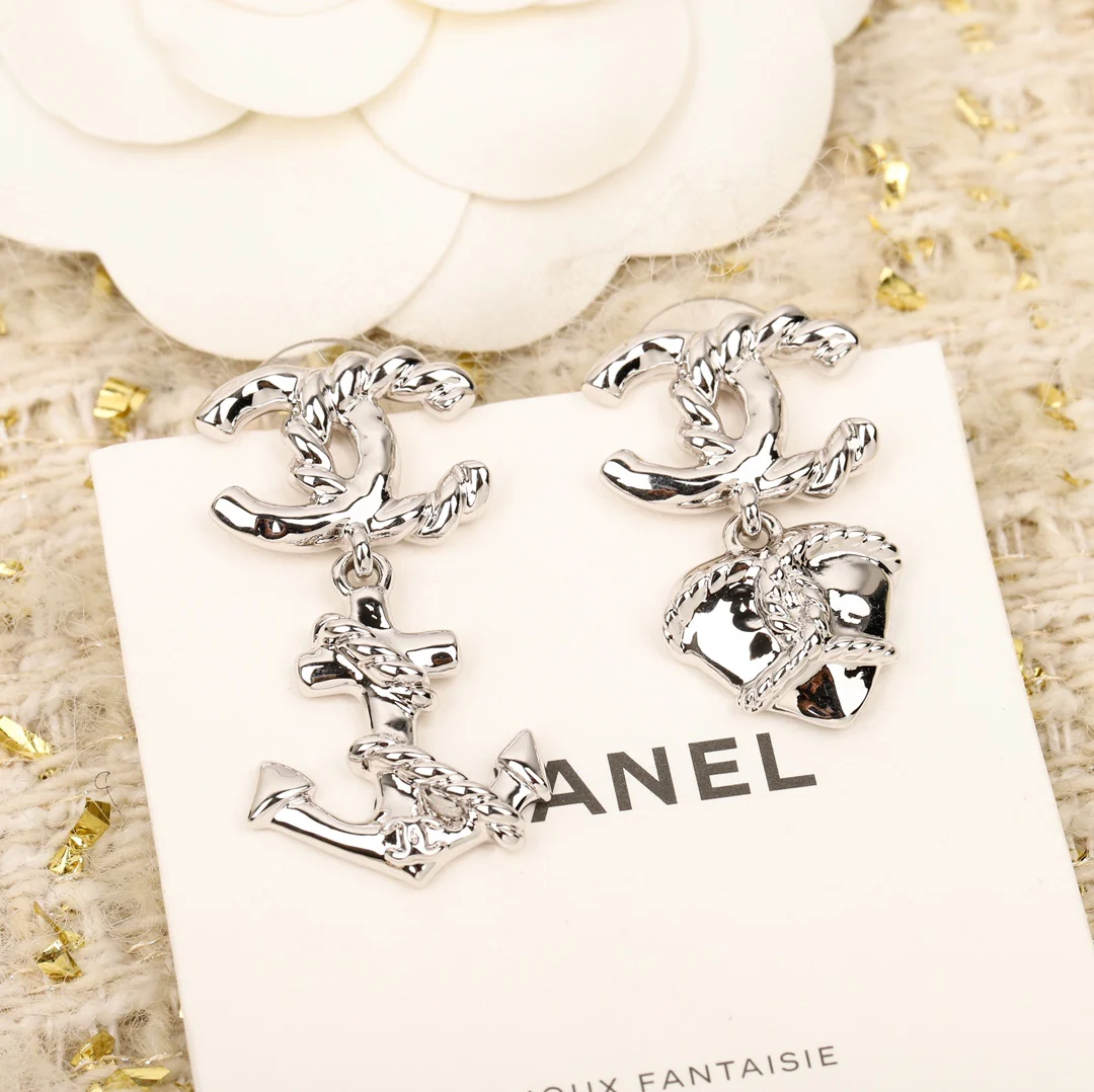 Серьги Chanel 936