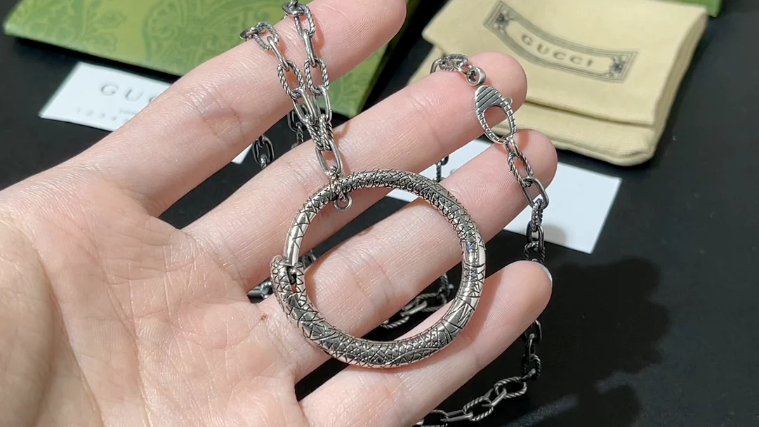 Gucci - Колье 054