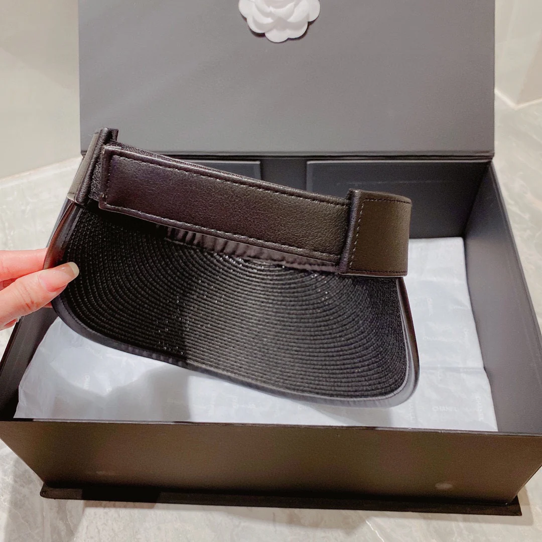 Chanel - Новая летняя шляпа от солнца