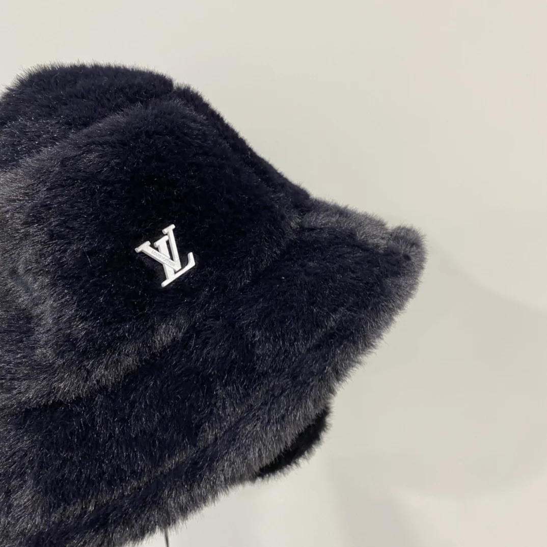LV - Рыбацкая шапка из норки - Черная