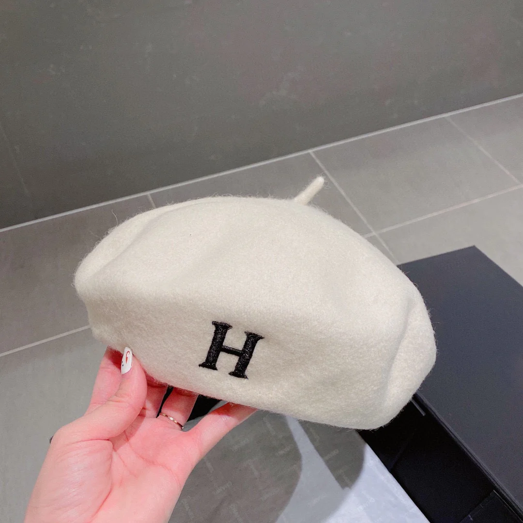 Шерстяной берет Hermes - белый