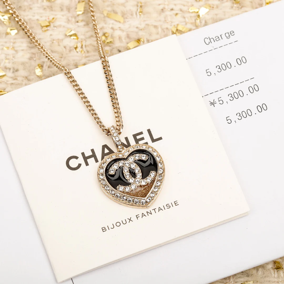 Chanel - Колье 373