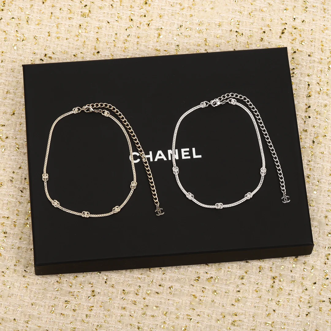 Chanel - Колье 602