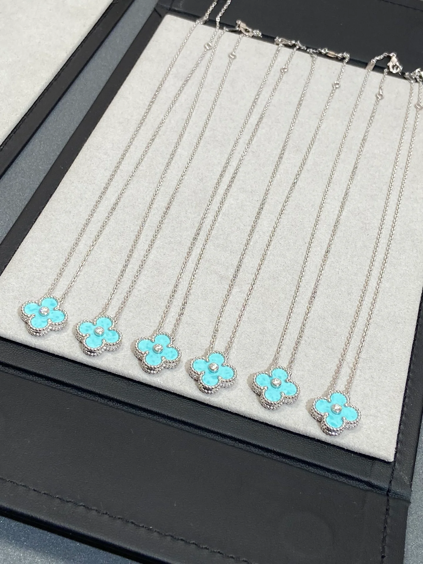 Van Ville - Колье 134