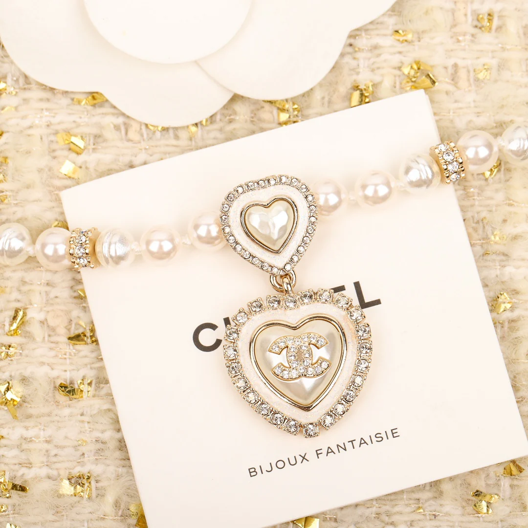 Колье Chanel 541