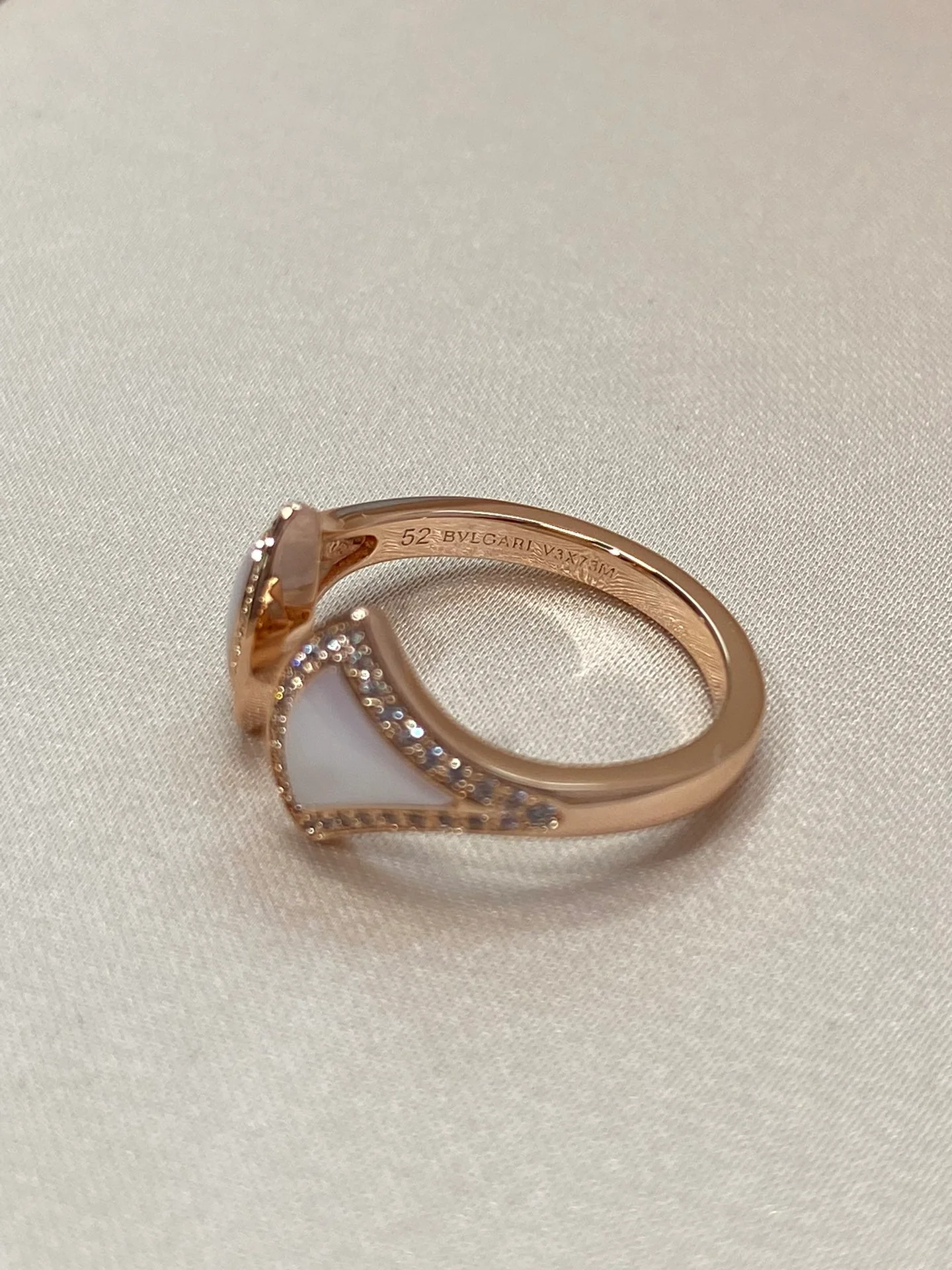 Кольцо Bvlgari 014