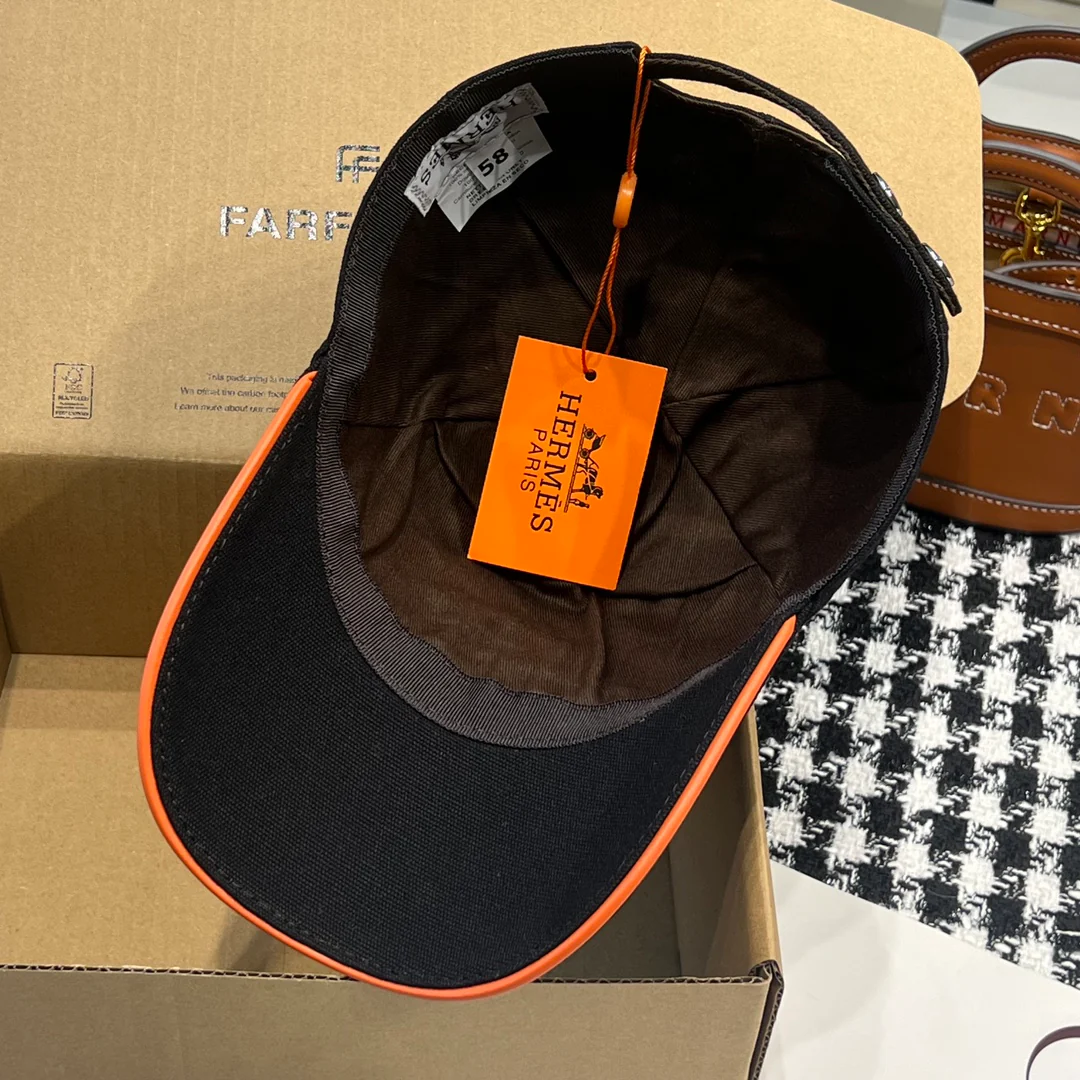 Бейсболка Hermes Big H - черная