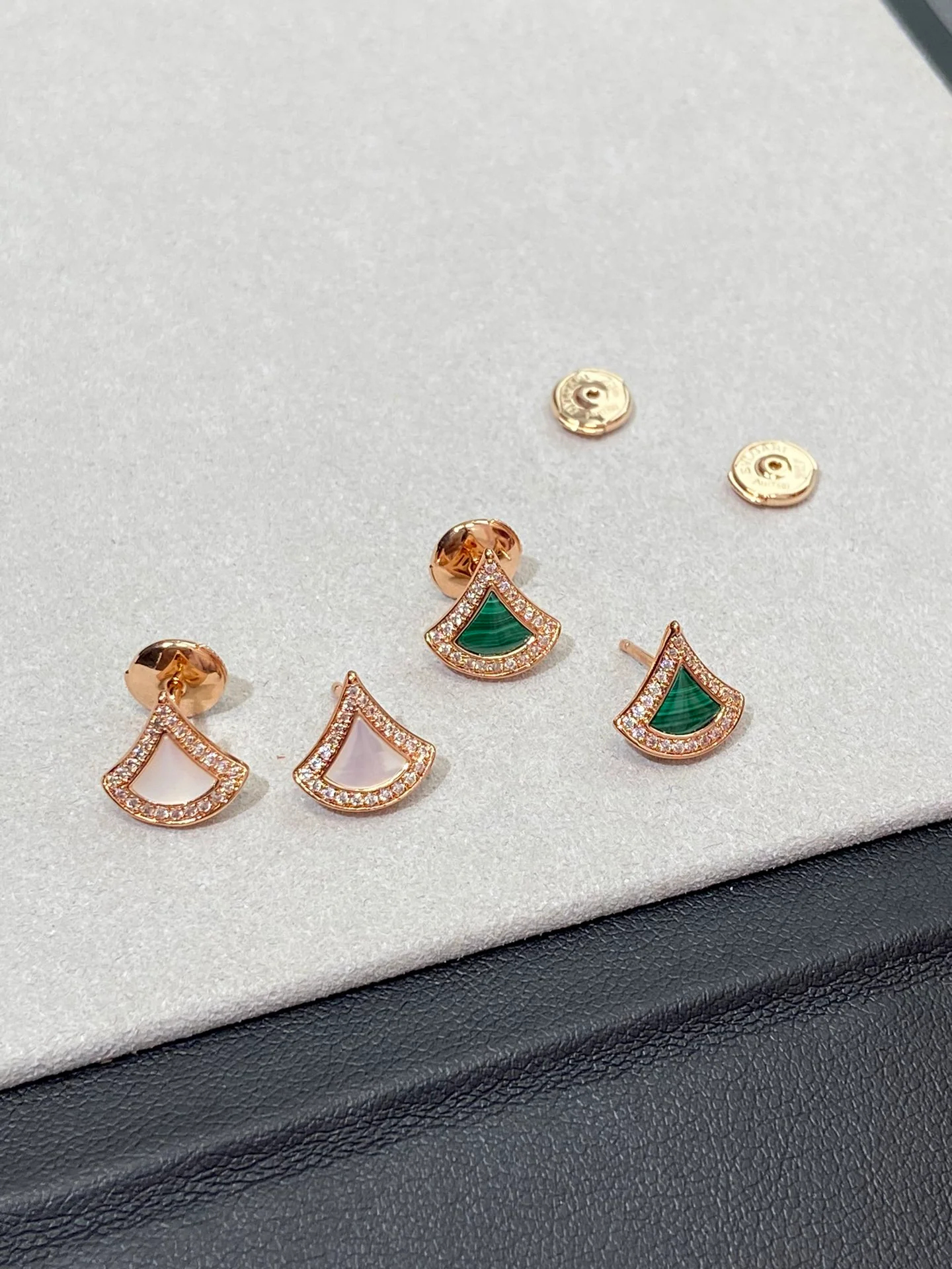 Серьги Bvlgari 038