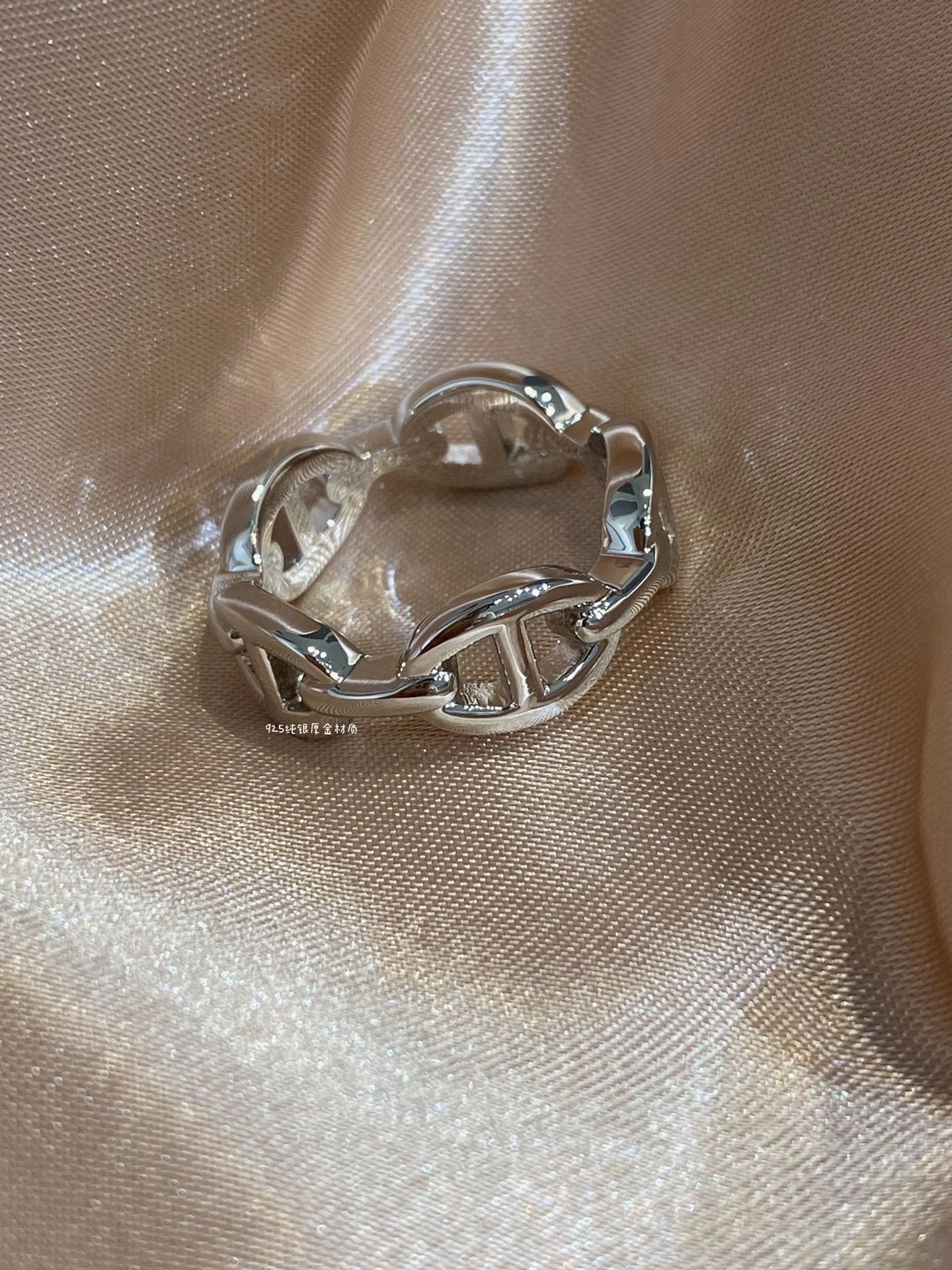 Гермес - Кольцо в нос в форме свиньи