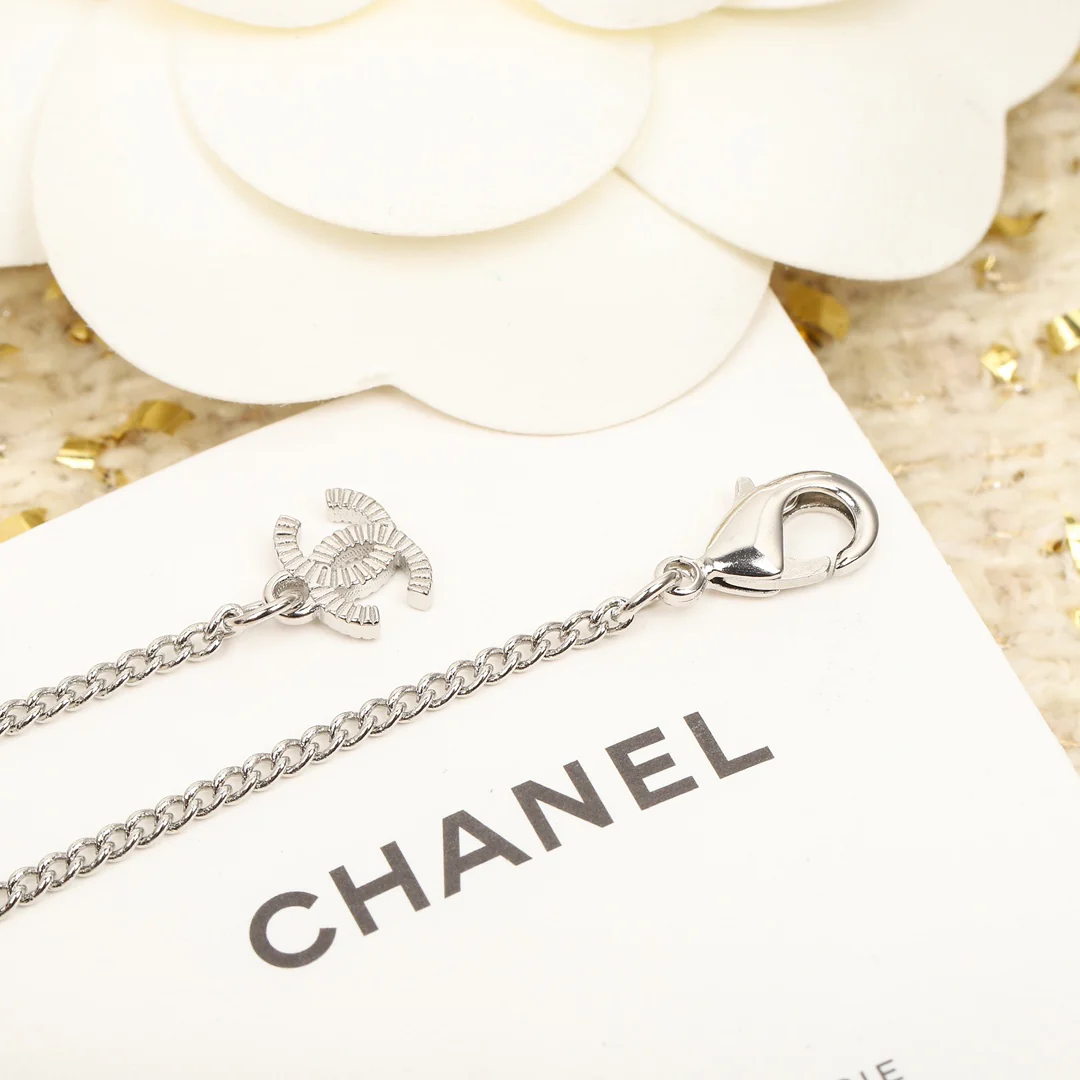 Chanel - Колье 383