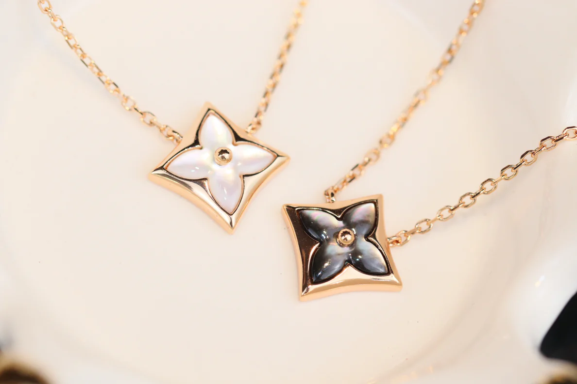 LV-Ожерелье 095