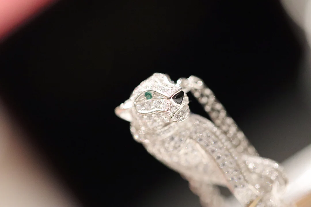 Коллекция Cartier Panthère – Большая двойная цепочка