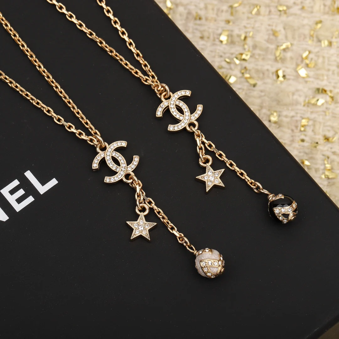 Колье Chanel 437