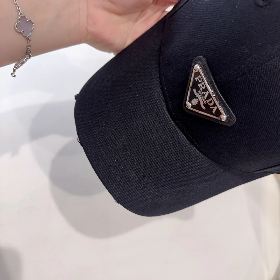 Prada - Хлопковая кепка - Черная