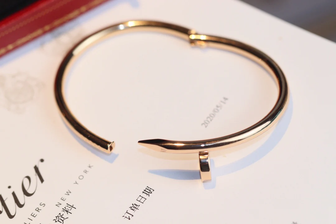 Браслет Cartier 054