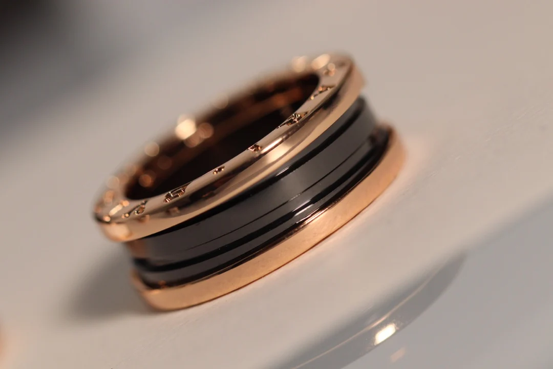 Кольцо Bvlgari 033