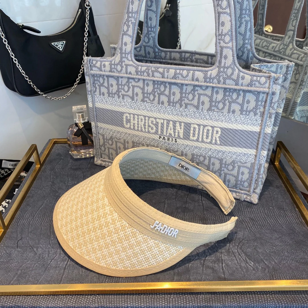 Солнцезащитная шляпа Dior в клетку ?гусиная лапка? - 1