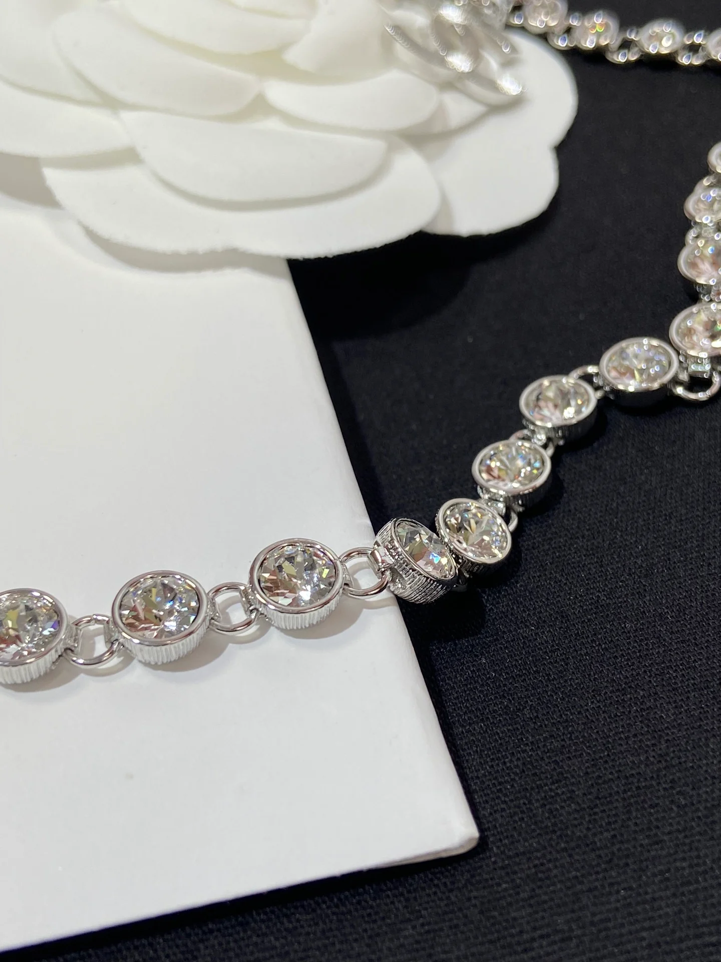 Chanel - Колье 435