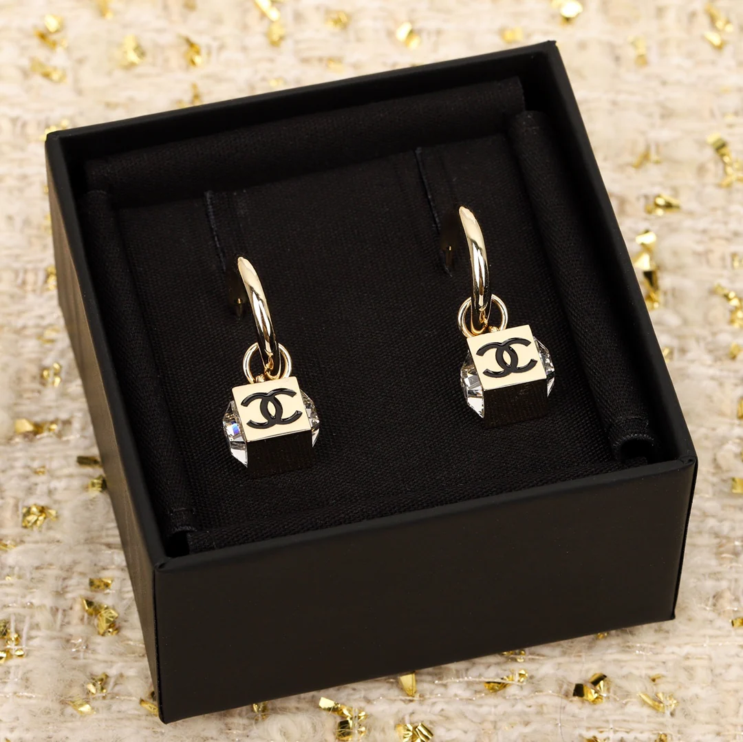 Серьги Chanel 940