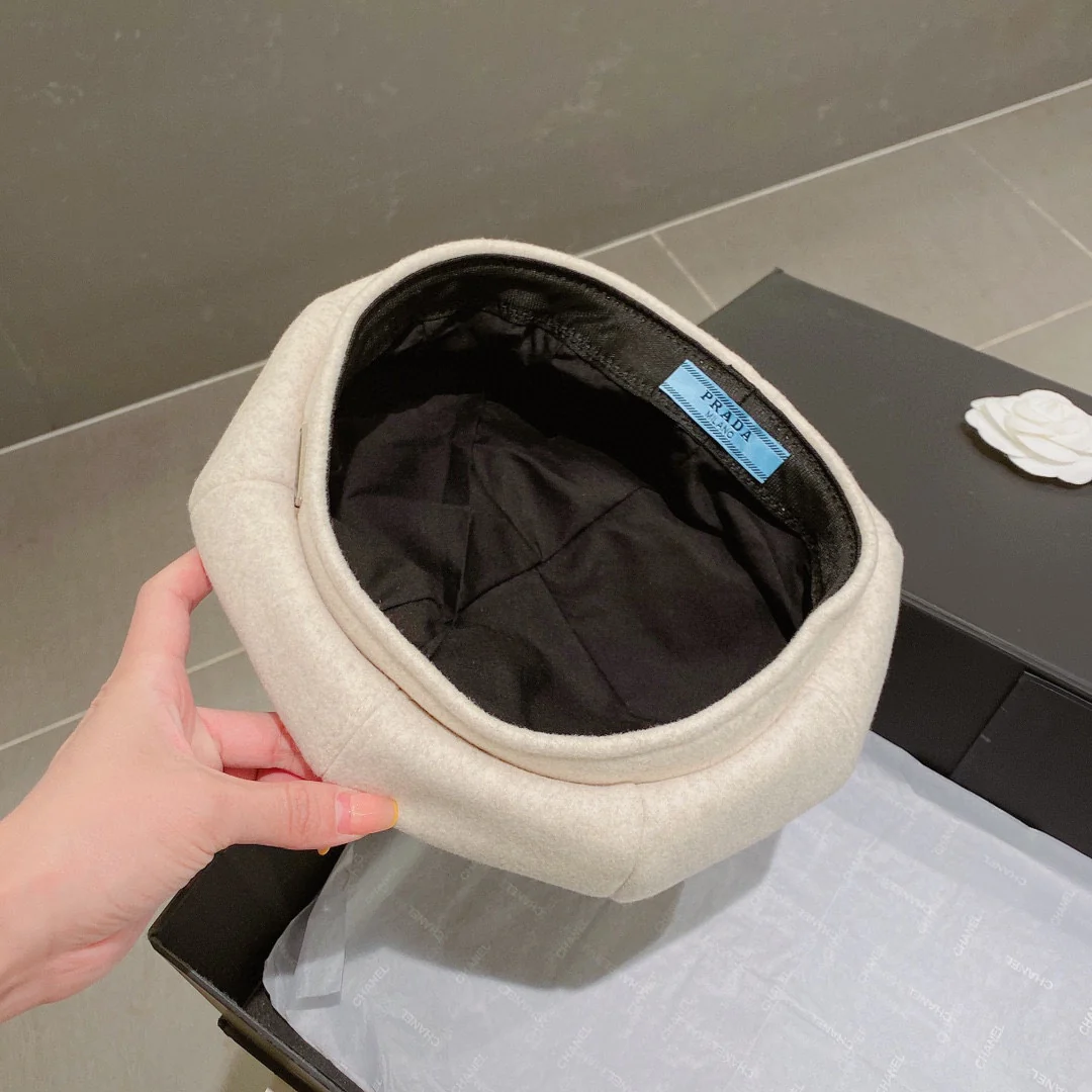 Prada - Шерстяной берет - Белый