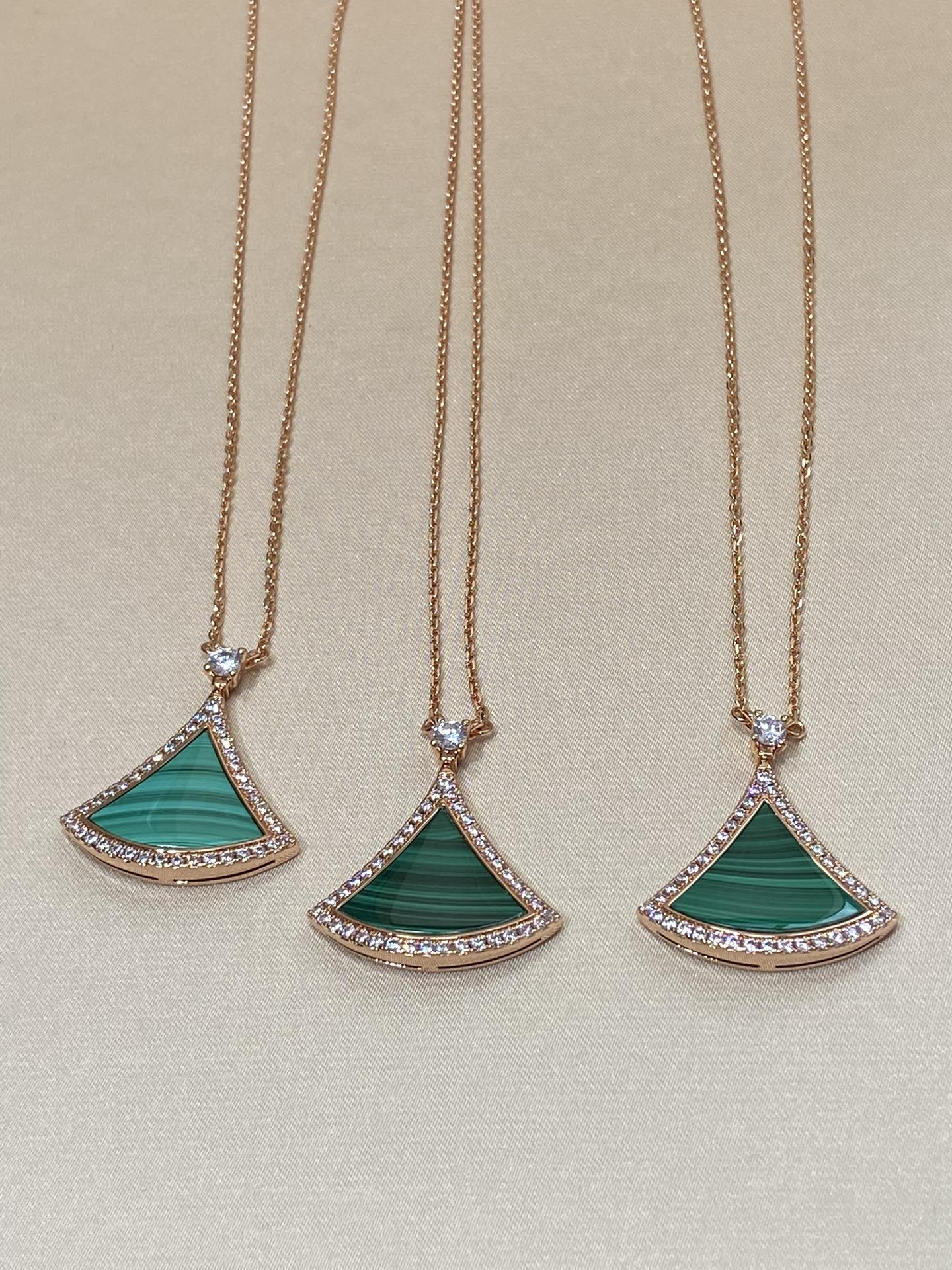 Bvlgari - Колье 008