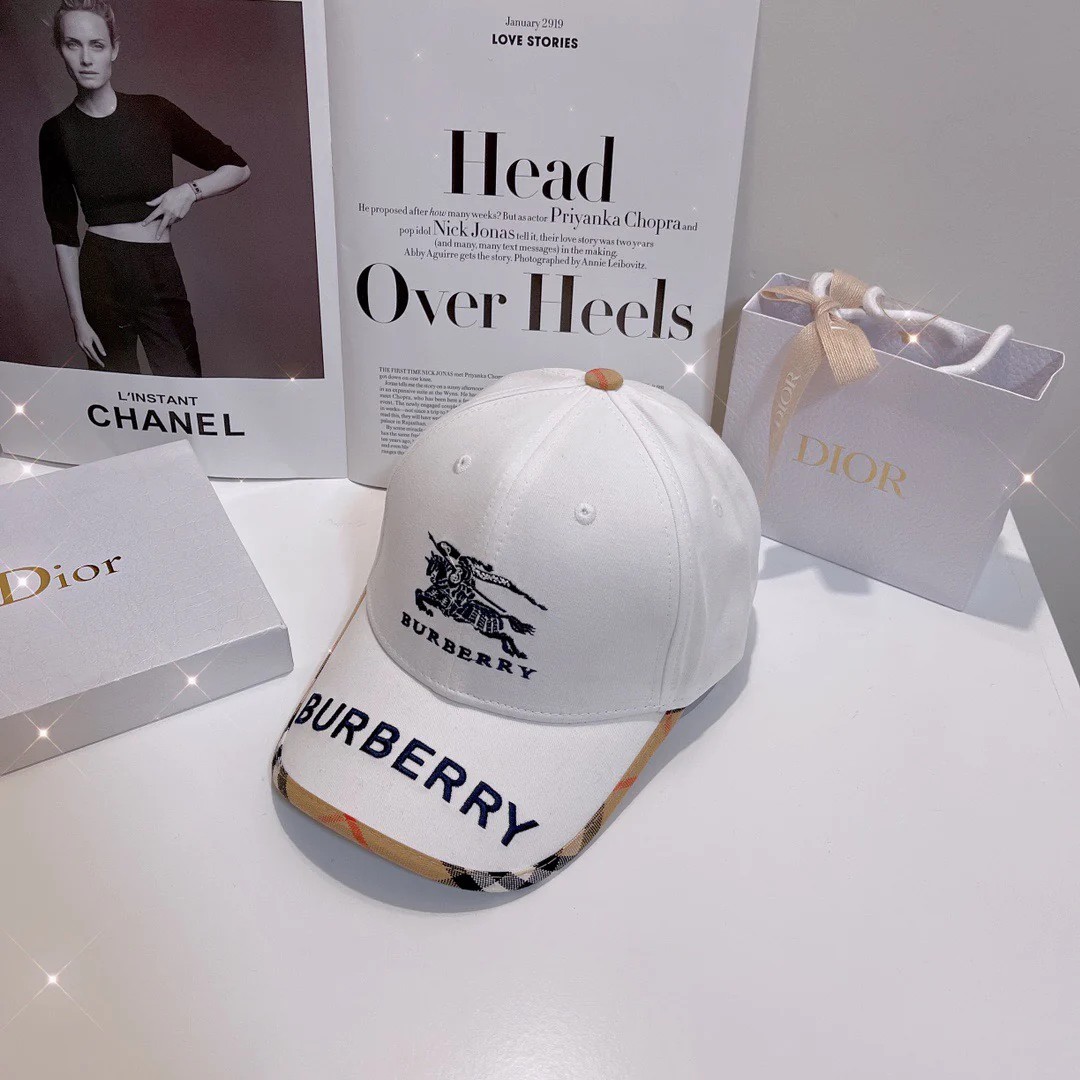 Бейсболка Burberry - белая - унисекс