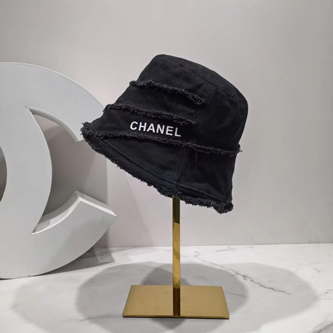 Новинка сезона весна/лето 2022 от Chanel - Рыбацкая шляпа