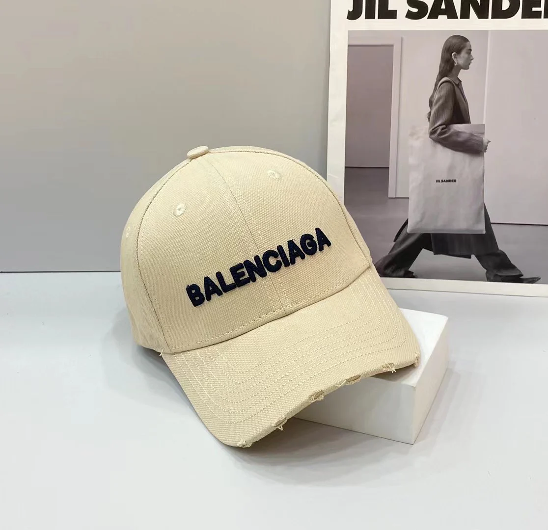 Balenciaga - Бейсболка с матовой поверхностью