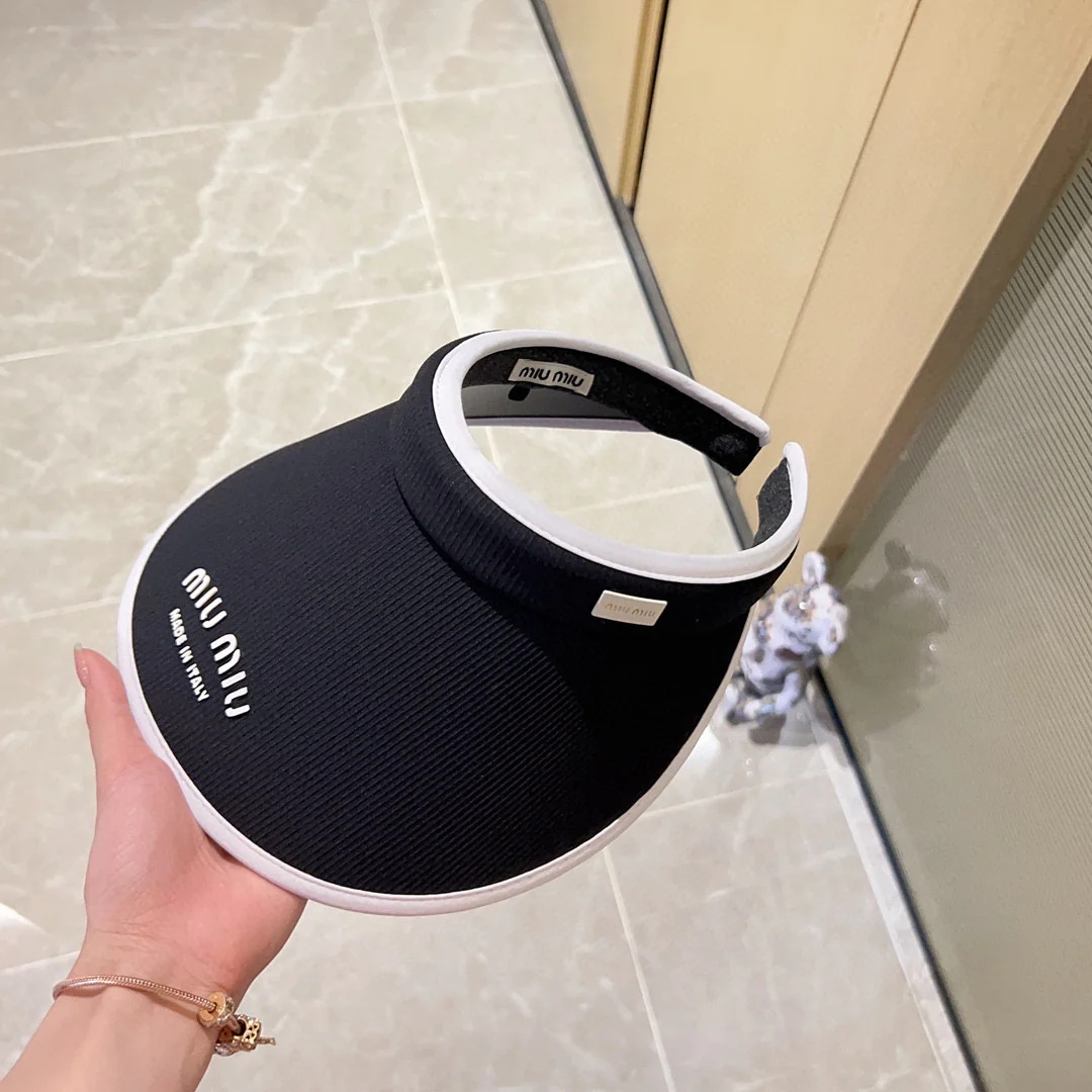 Новые поступления коллекции Miu Miu весна/лето 2023 - Козырек - Солнцезащитная шляпа - Черный - 1