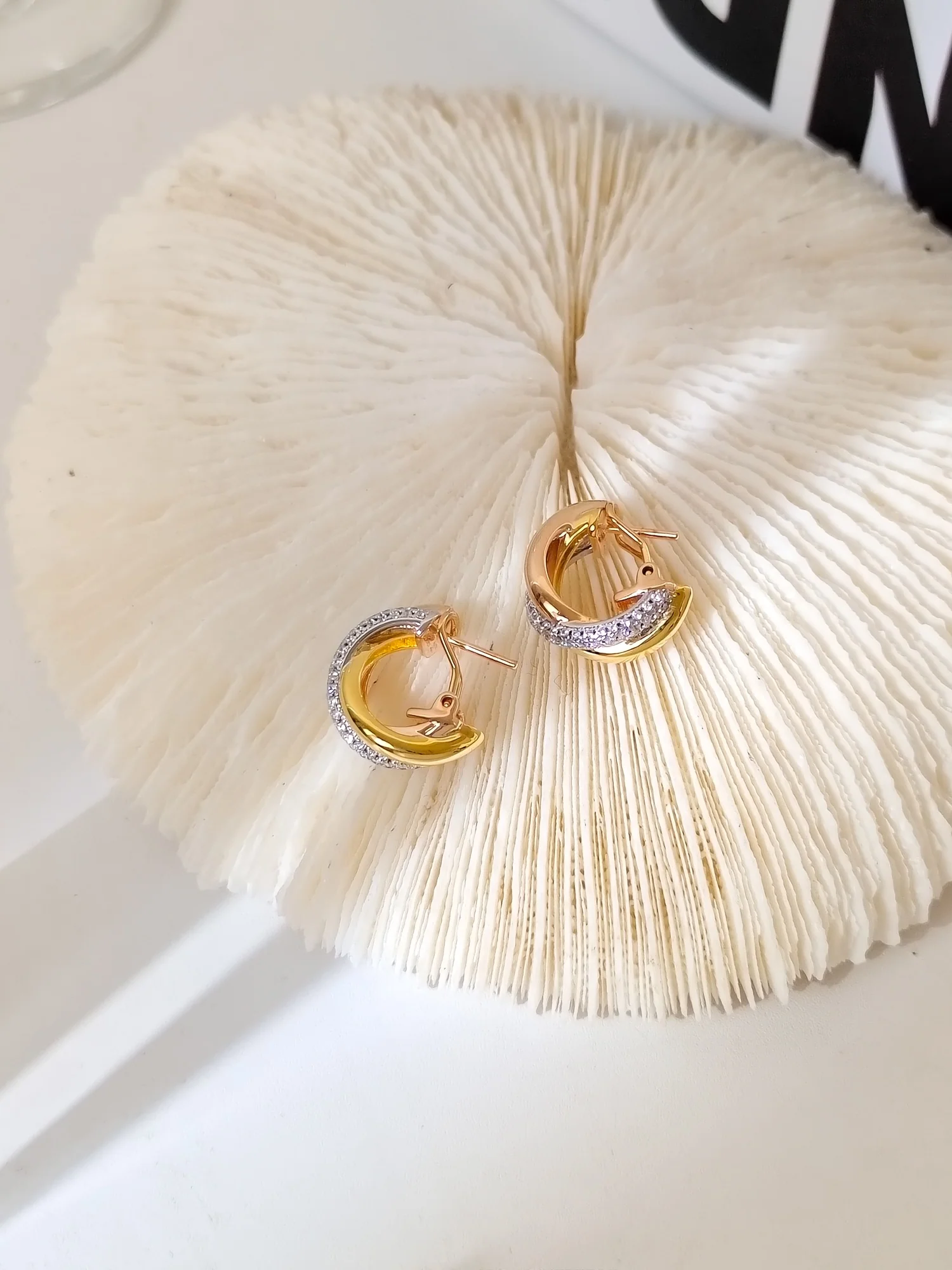 Серьги Cartier 055