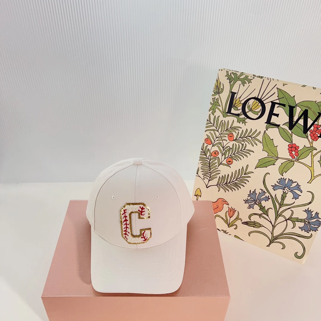 Бейсболка Celine - белая