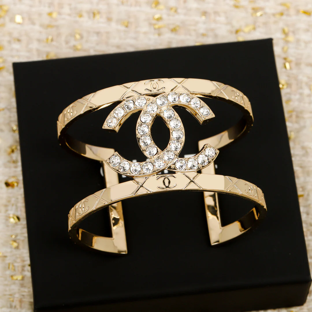 Браслет Chanel 25p Open Double C Full Grip