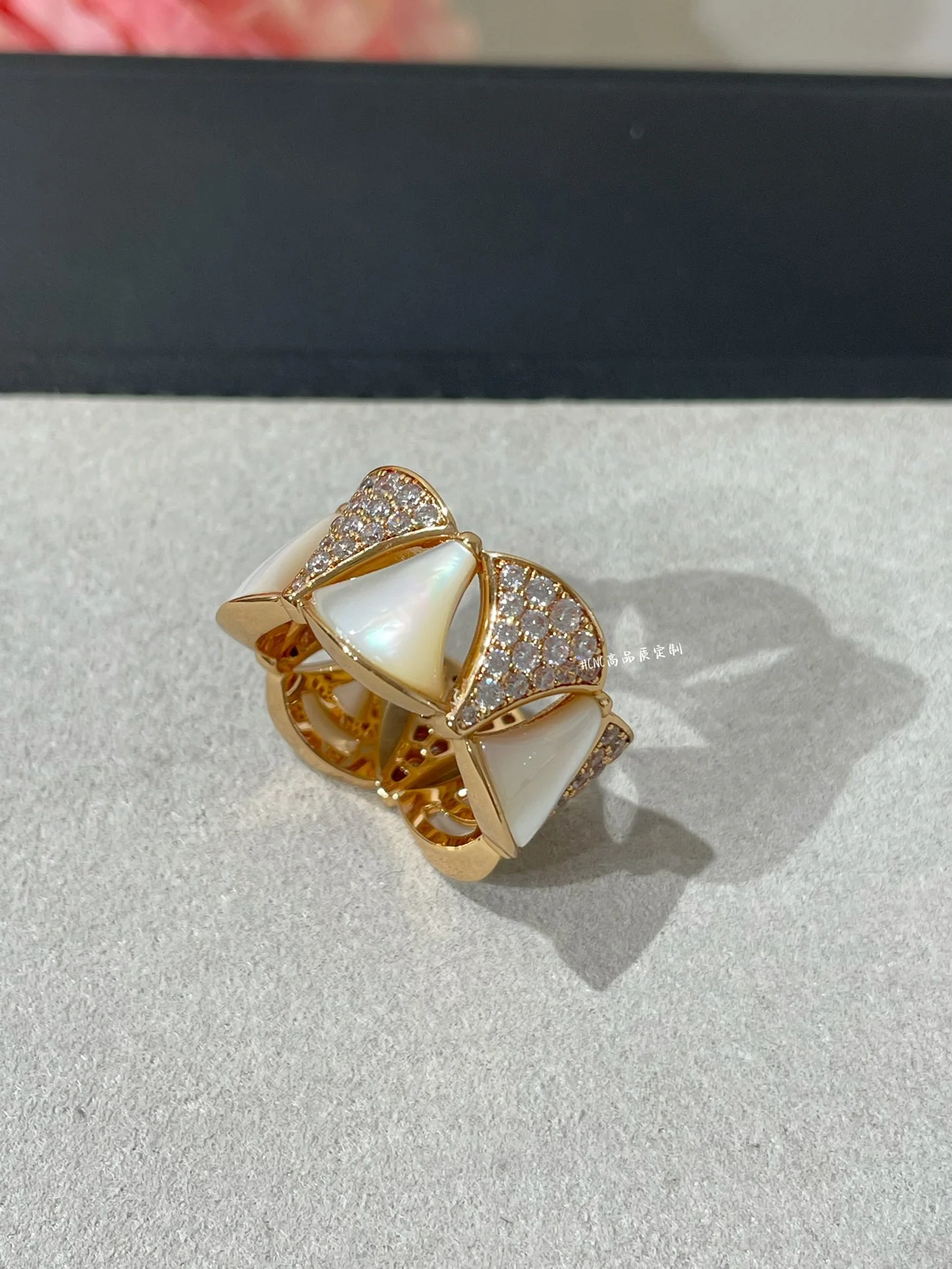 Кольцо Bvlgari 020