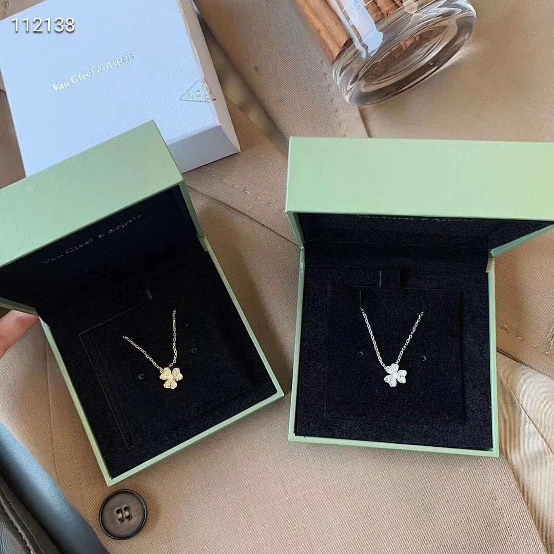 VCA - Различные коллекции - Браслеты - Колье