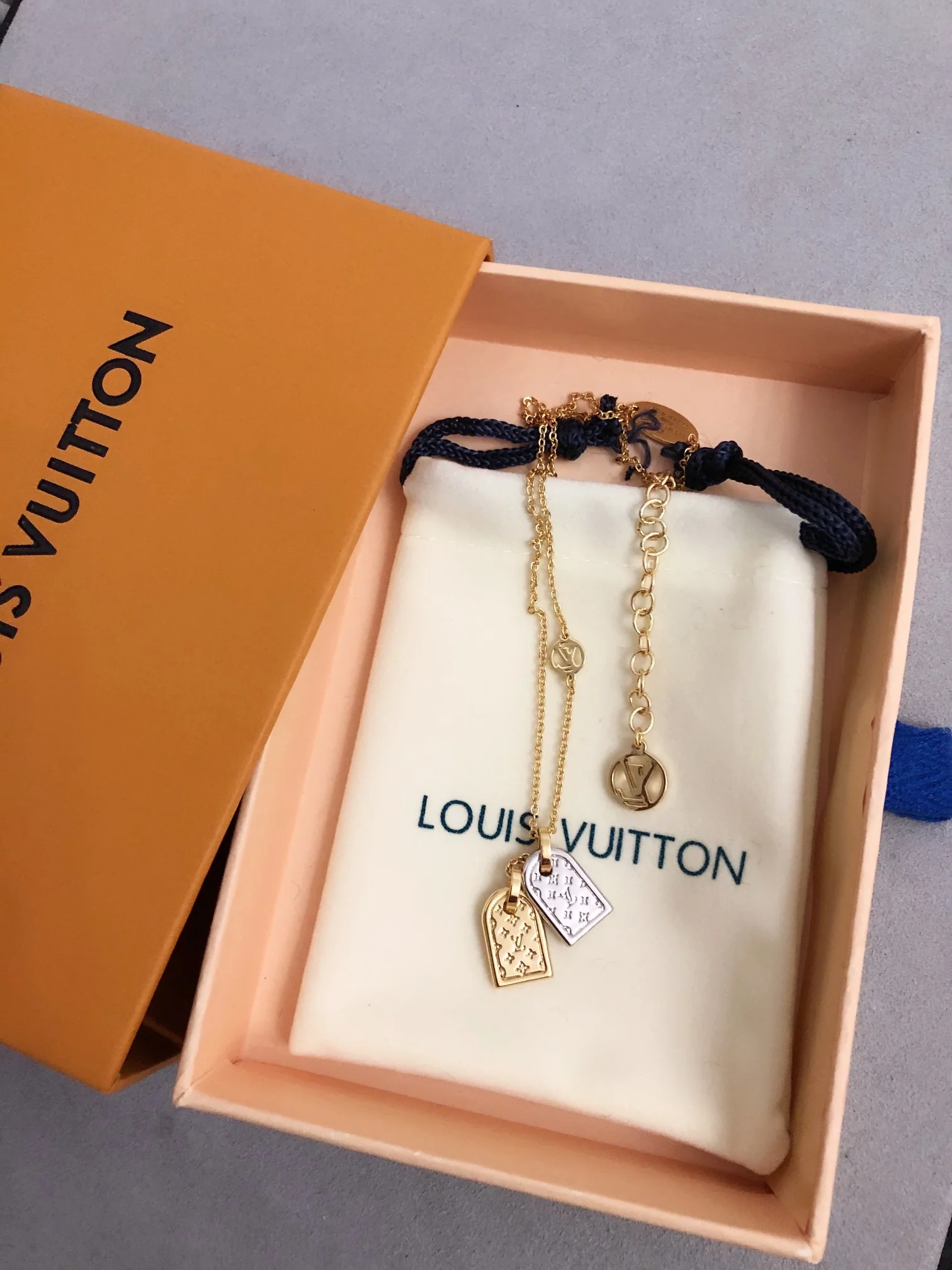 LV-Ожерелье 003