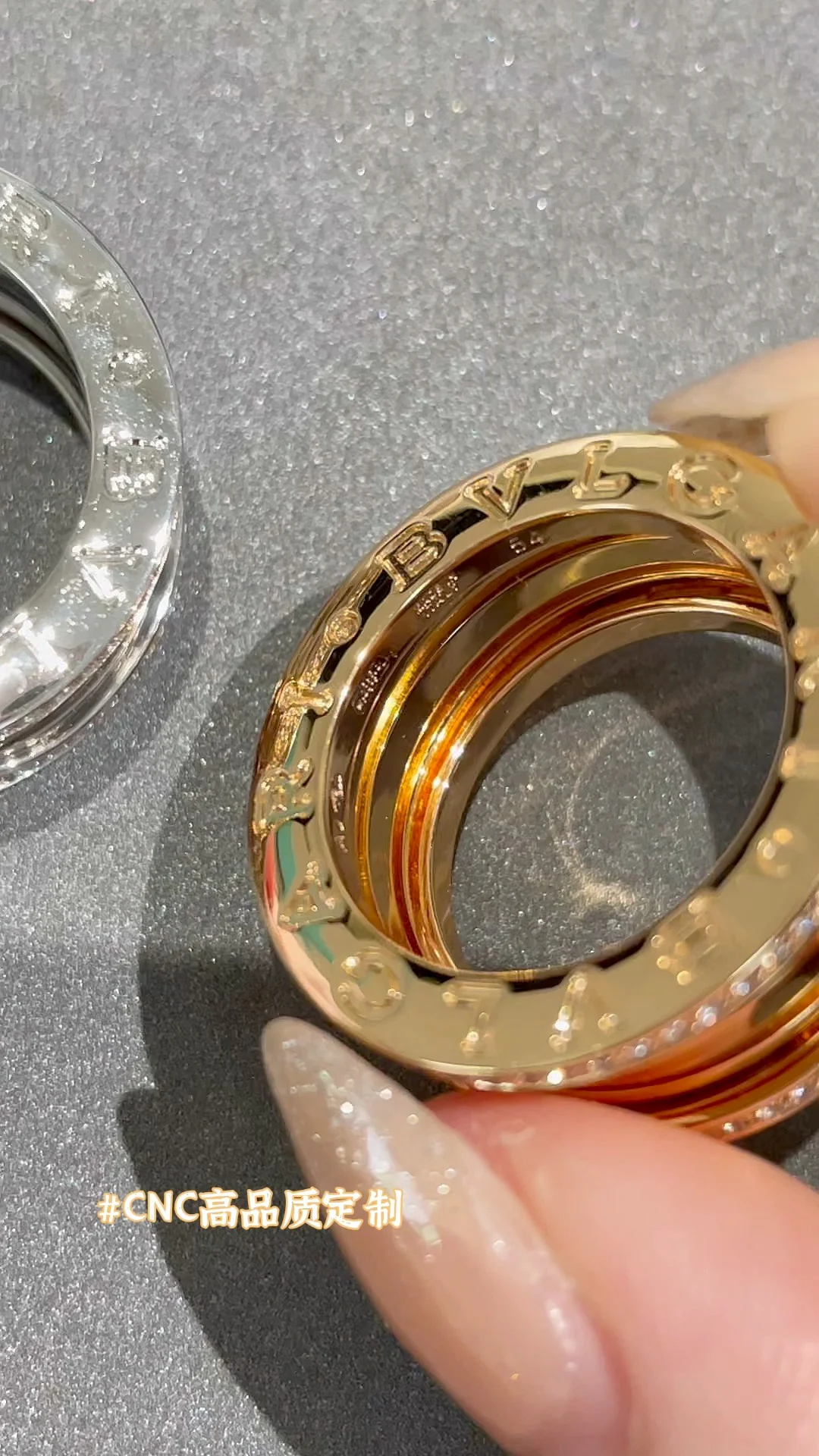 Кольцо Bvlgari 021