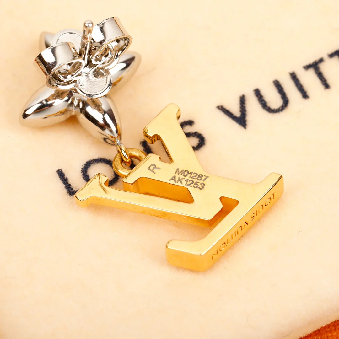 Серьги LV 004