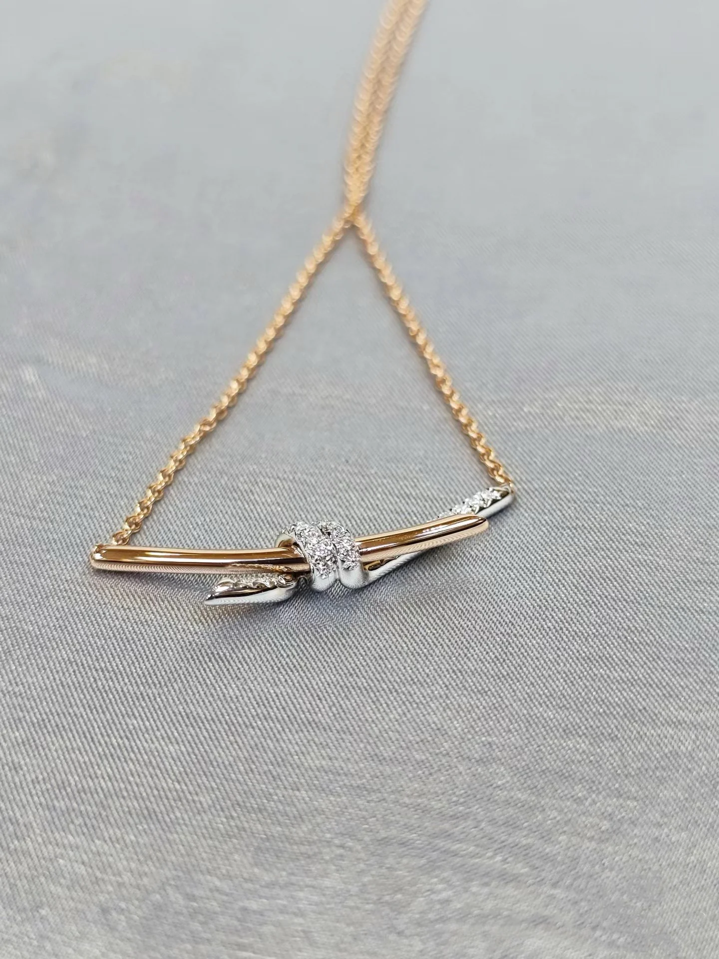 Колье Tiffany 104