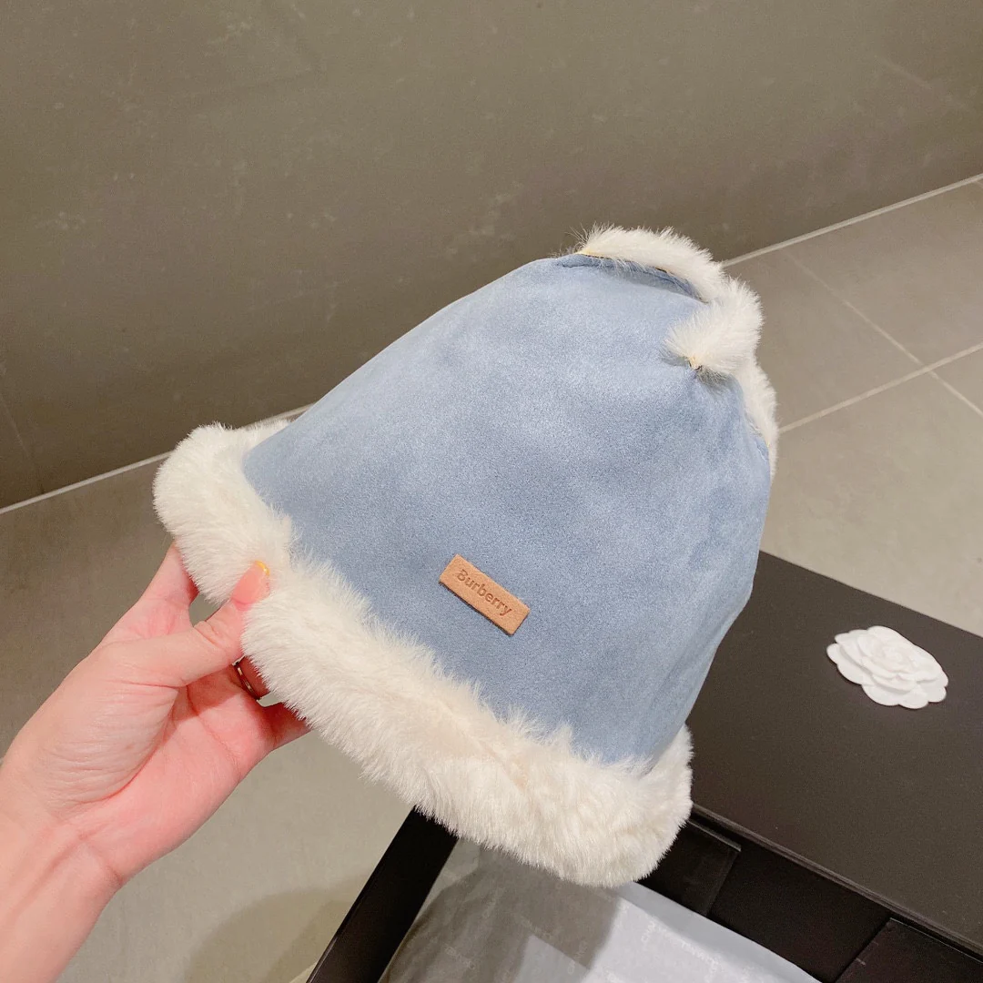 Burberry - Толстая кроличья меховая рыбацкая шляпа