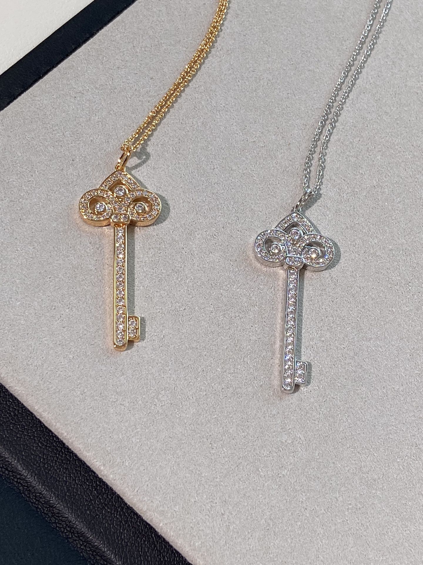 Колье Tiffany 064