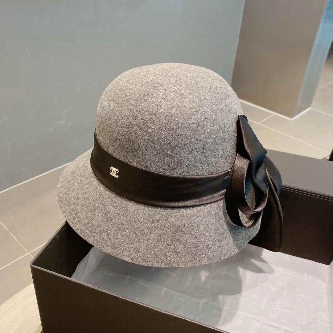 Шерстяная шляпа Chanel - серая - 1