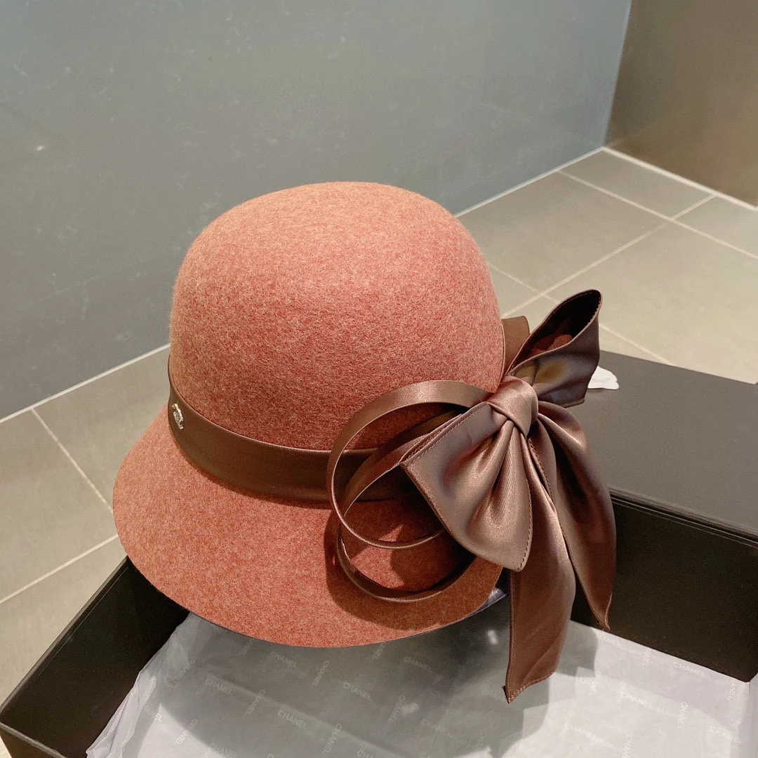 Шерстяная шляпа Chanel - коричневая