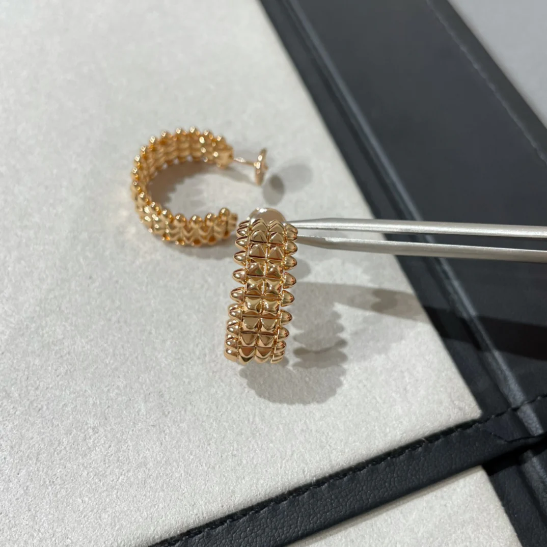 Серьги Cartier 049