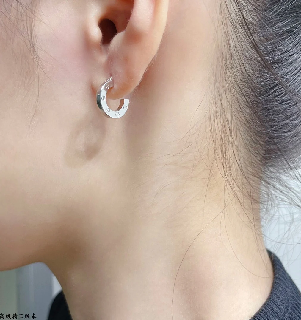 Серьги Cartier 004