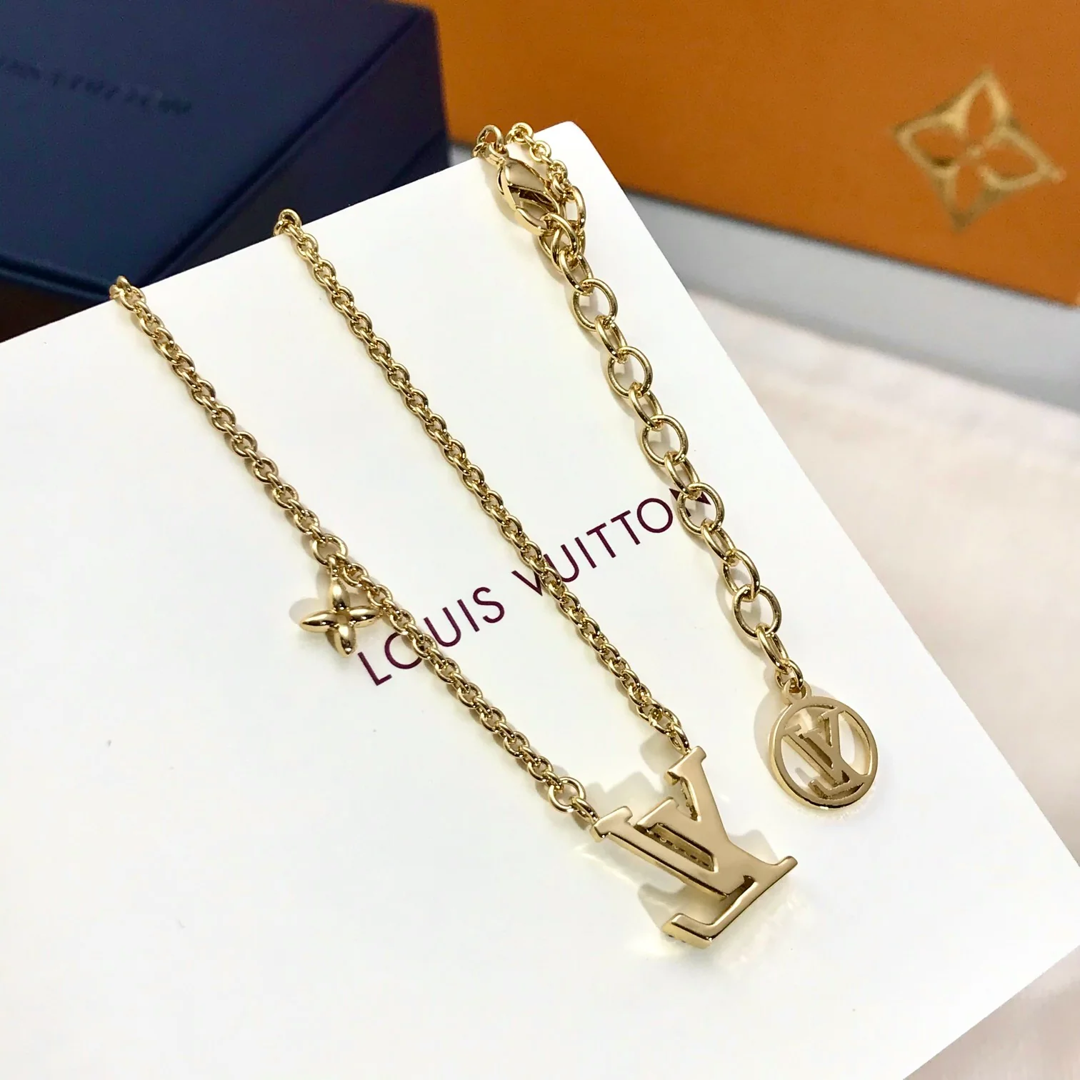 LV-Ожерелье 018