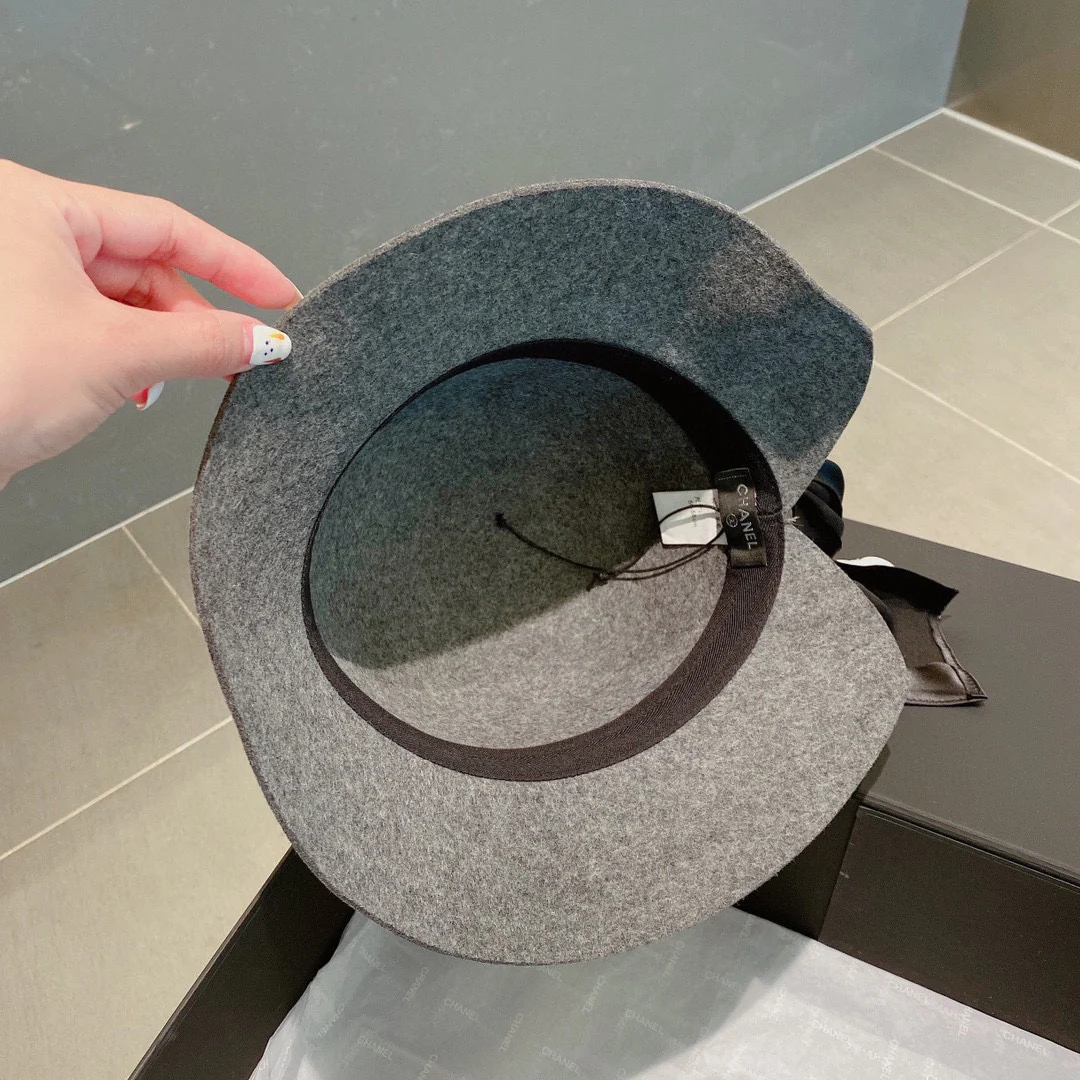 Шерстяная шляпа Chanel - серая - 1