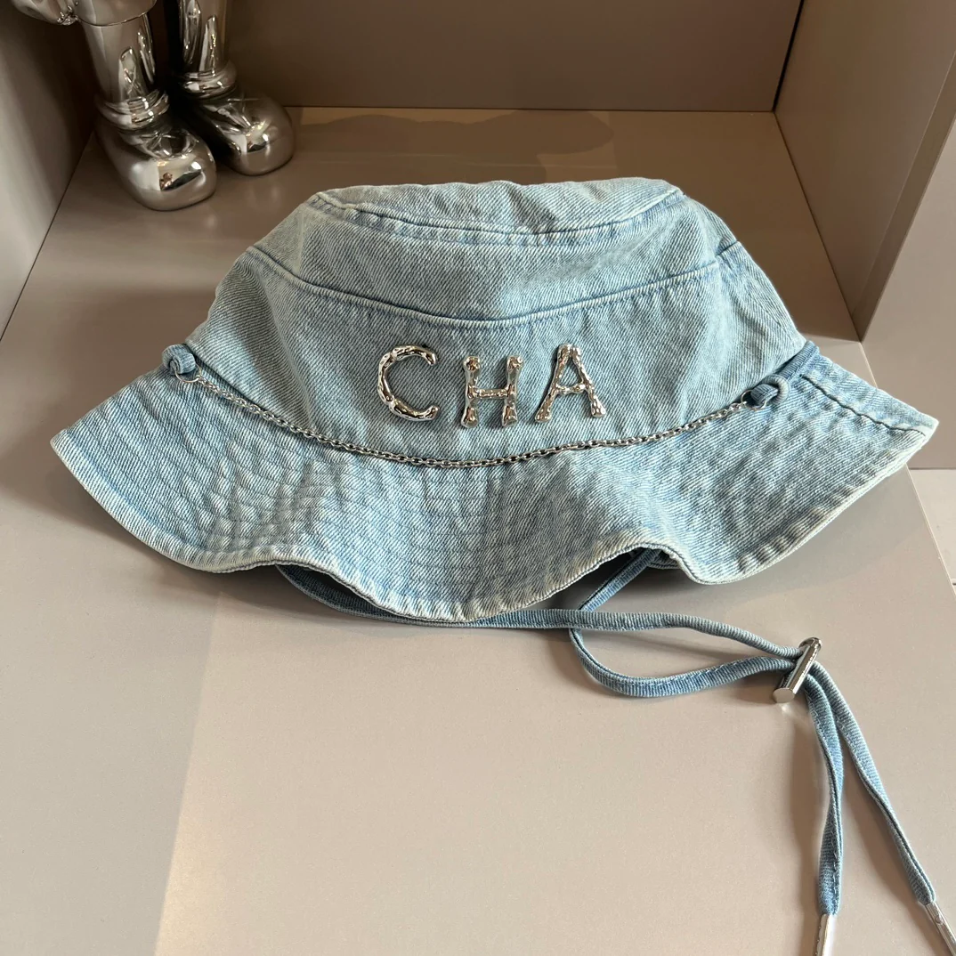 Chanel - Винтажная ковбойская рыбацкая шляпа с ремешками