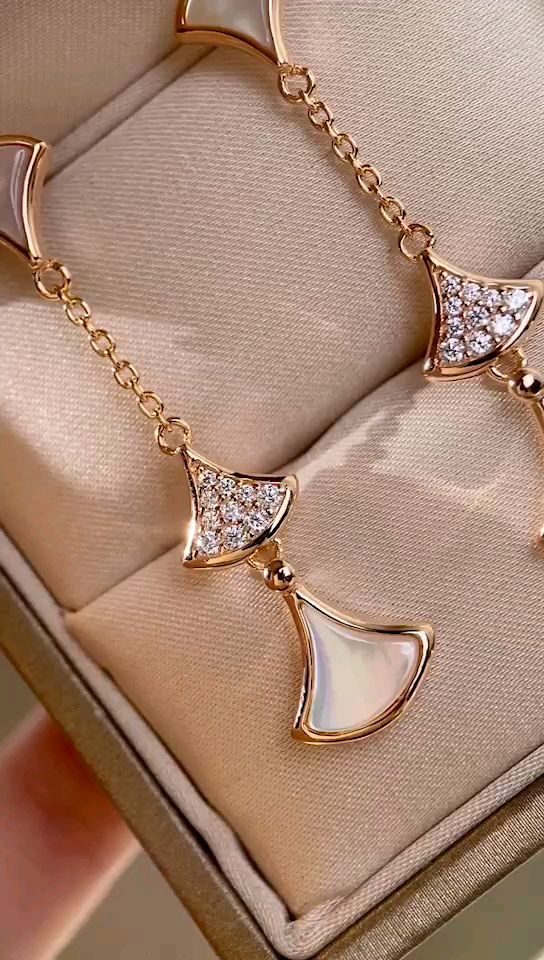 Серьги Bvlgari 026