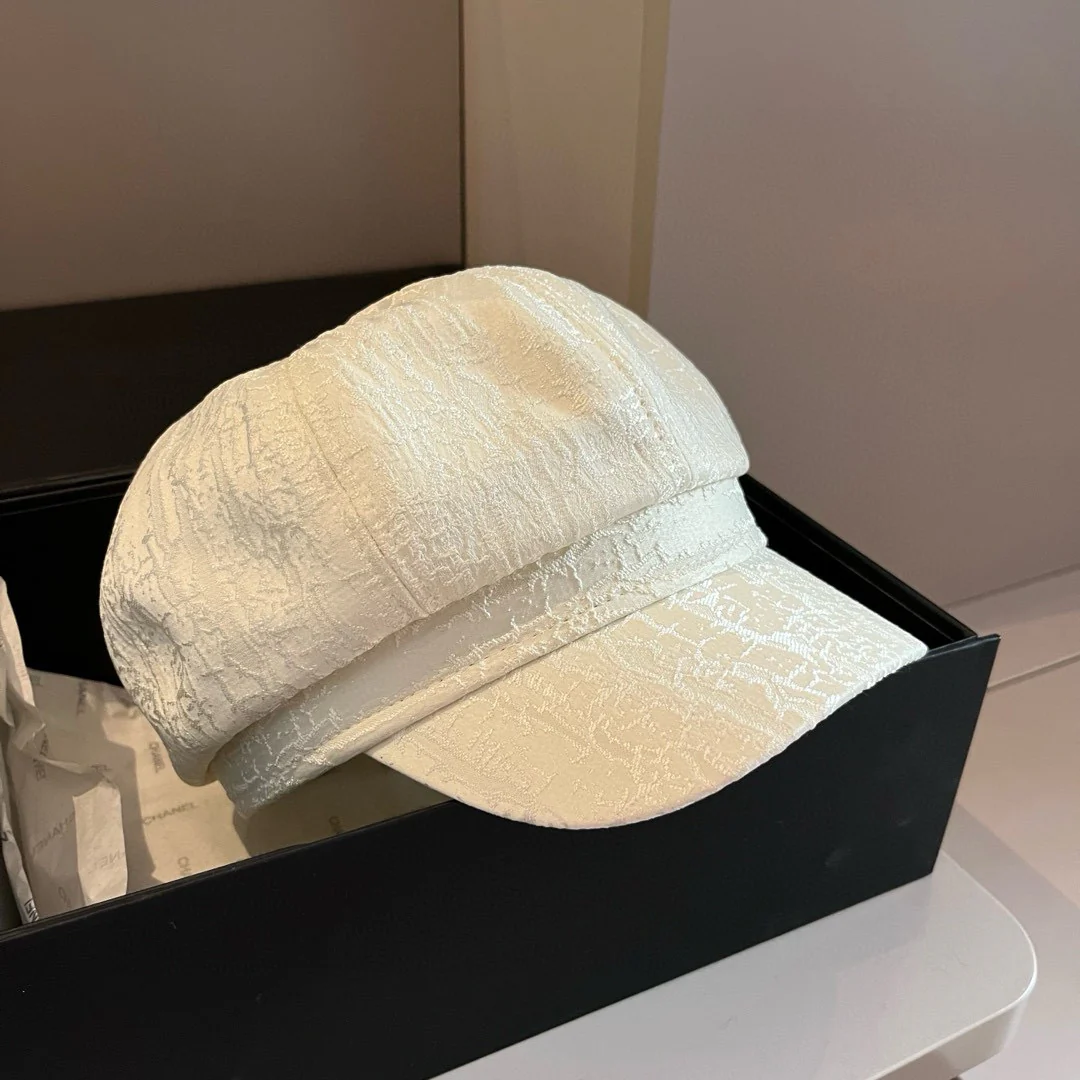 Dior - Восьмиугольная шляпа художника - Белая